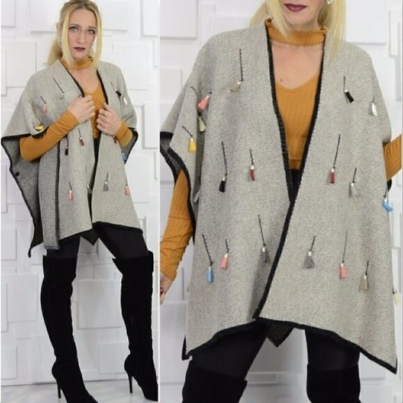 Poncho TASSEL DETAILED PONCHO SWEATER - Picture 1 of 4